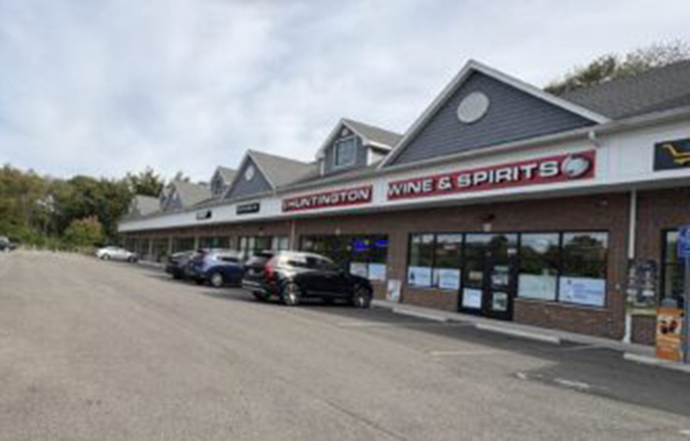 Vidal Wettenstein completes lease-up of 1234 Huntington Tpke. retail site